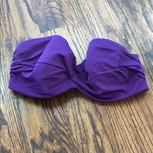 Victoria’s Secret strapless bikini top